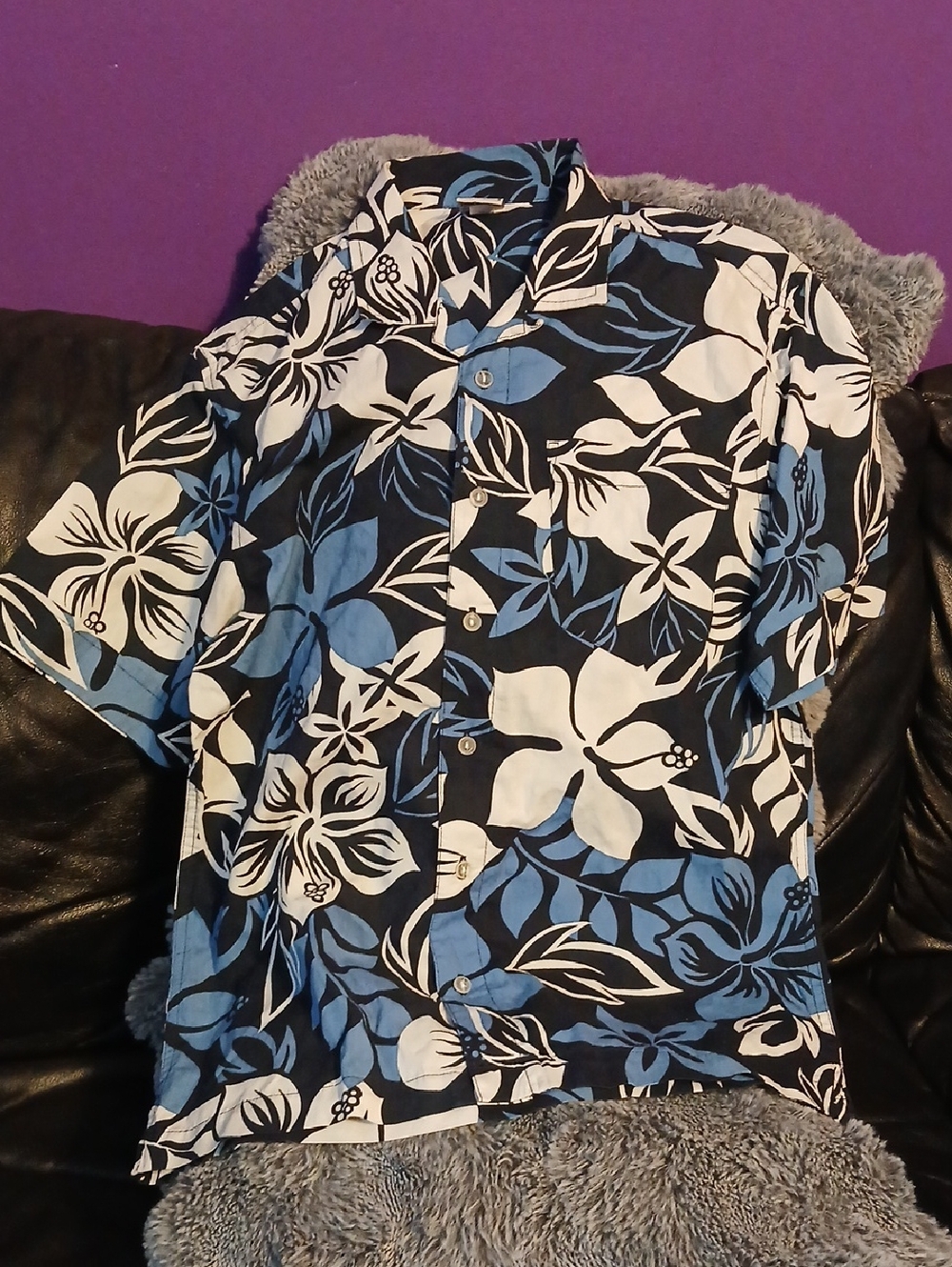 Old Navy Black, White & Blue Floral Hawaiian Shirt